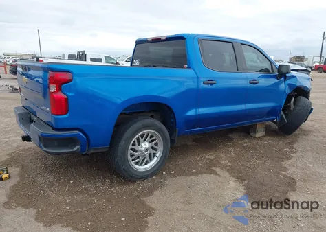 2022 Chevrolet Silverado 1500 2Wd Short Bed Custom z USA, uszkodzony, nr VIN 3GCPABEK1NG635670